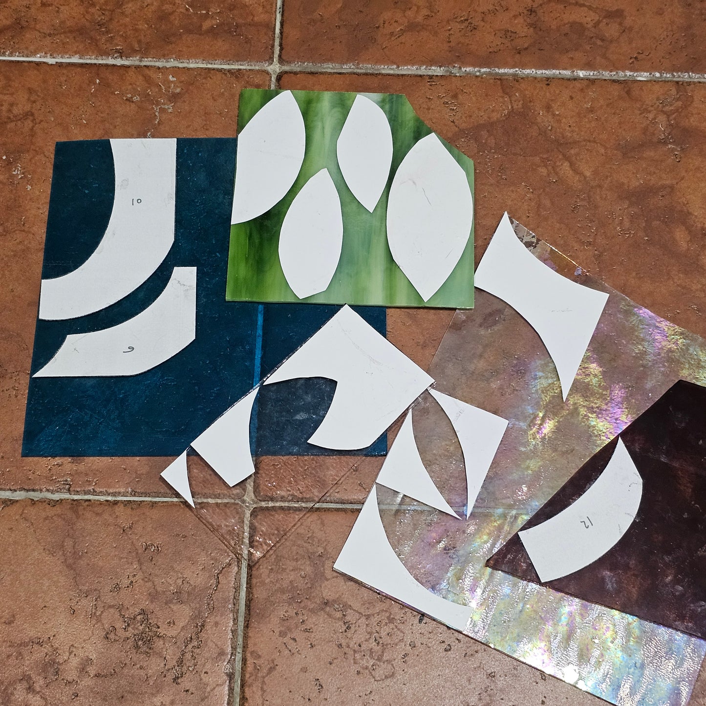 [Hobby License] DIY New Growth Stained Glass Pattern - PDF Digital Download